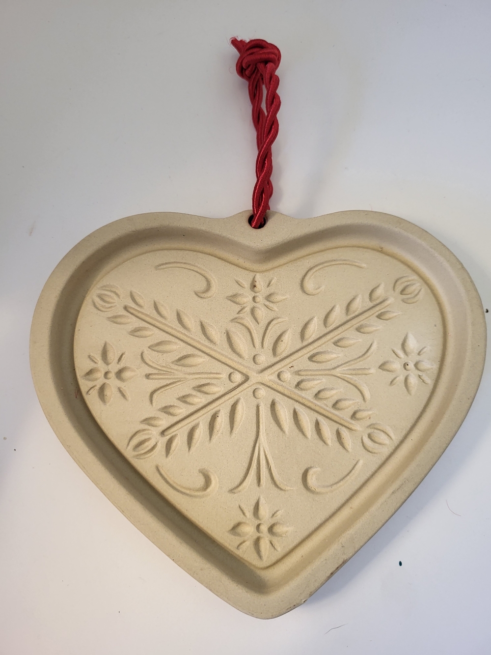 2000 Pampered Chef Anniversary Heart Stoneware Cookie Mold 6"